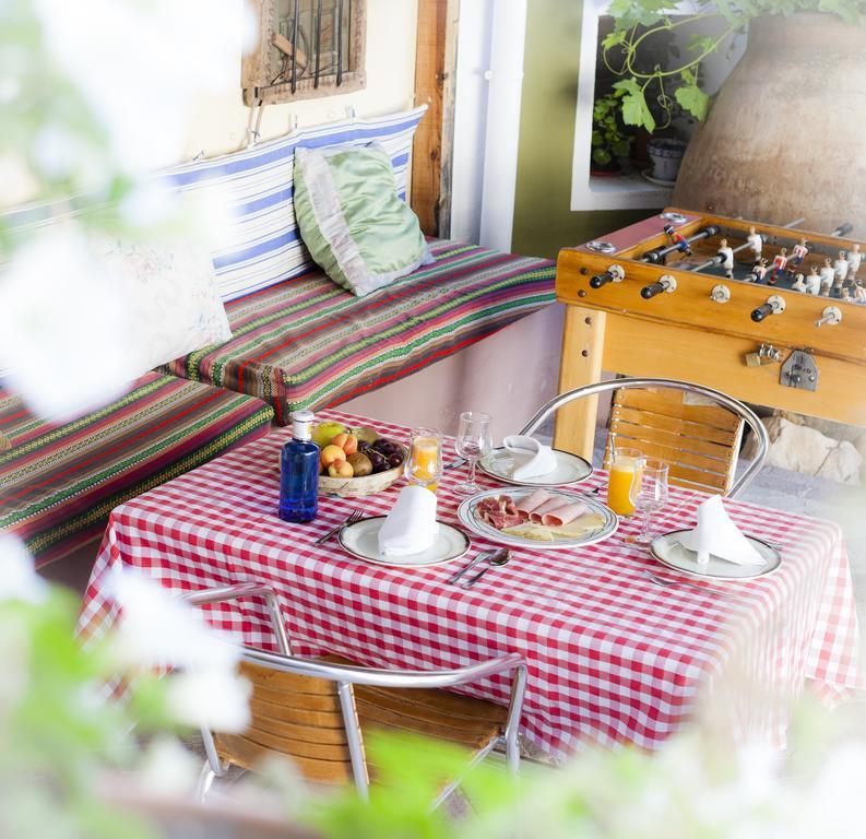 La Casa Del Tio Venancio Guest House Caracenilla Eksteriør bilde