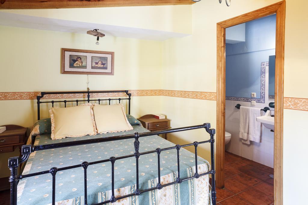 La Casa Del Tio Venancio Guest House Caracenilla Rom bilde