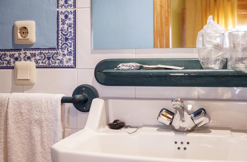 La Casa Del Tio Venancio Guest House Caracenilla Eksteriør bilde