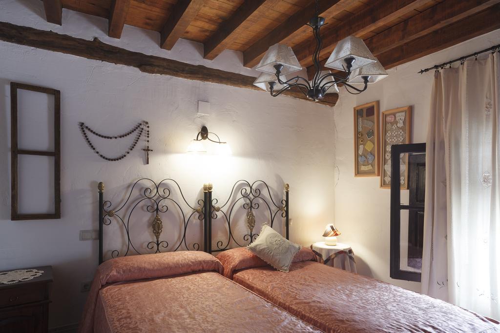 La Casa Del Tio Venancio Guest House Caracenilla Eksteriør bilde